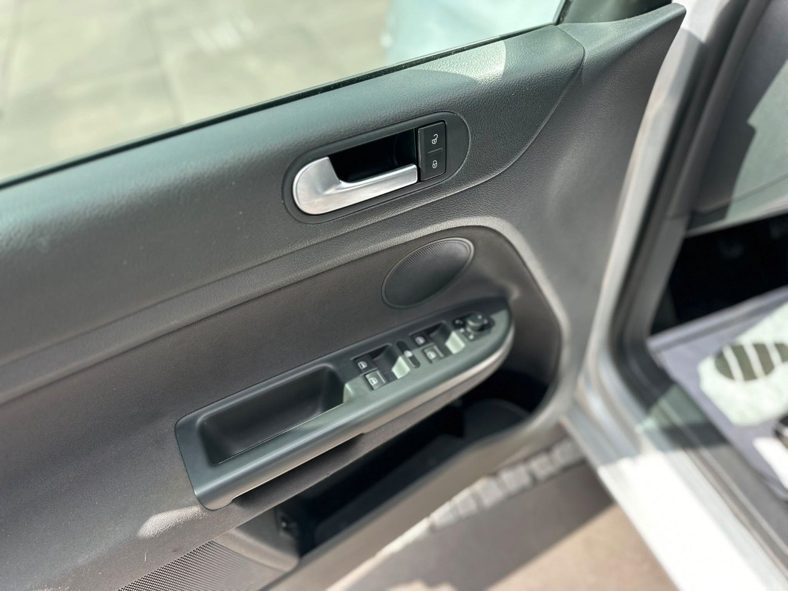 Volkswagen Golf – Bild 9