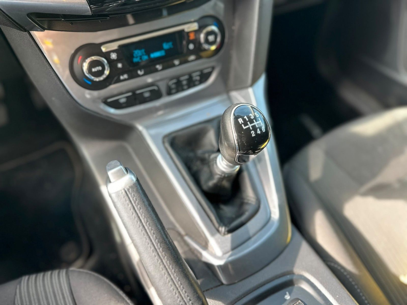Ford Focus – Bild 17