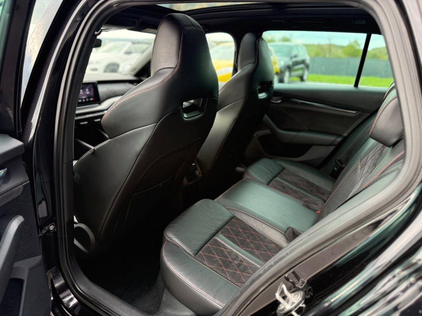 Skoda Octavia – Bild 19