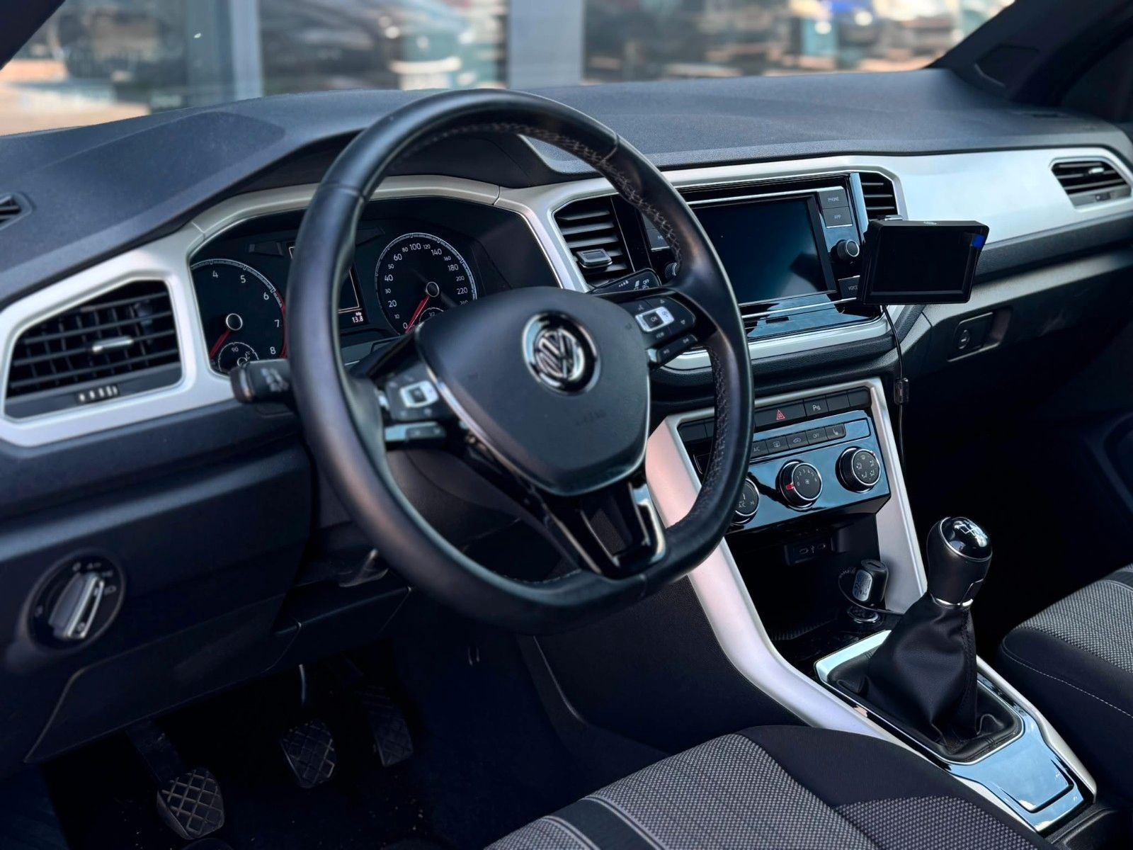 Volkswagen T-Roc – Bild 10