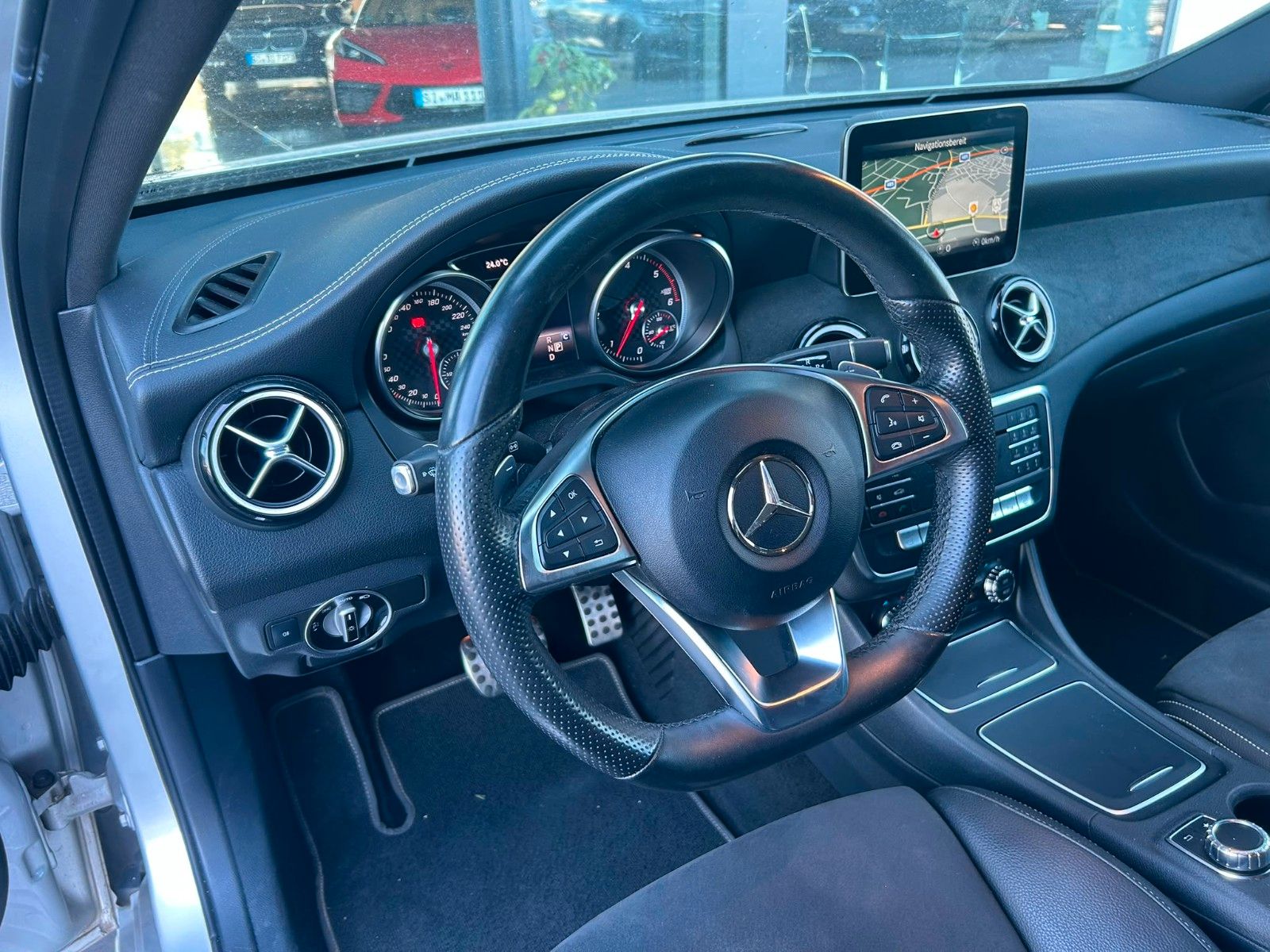 Mercedes-Benz A 200 – Bild 16