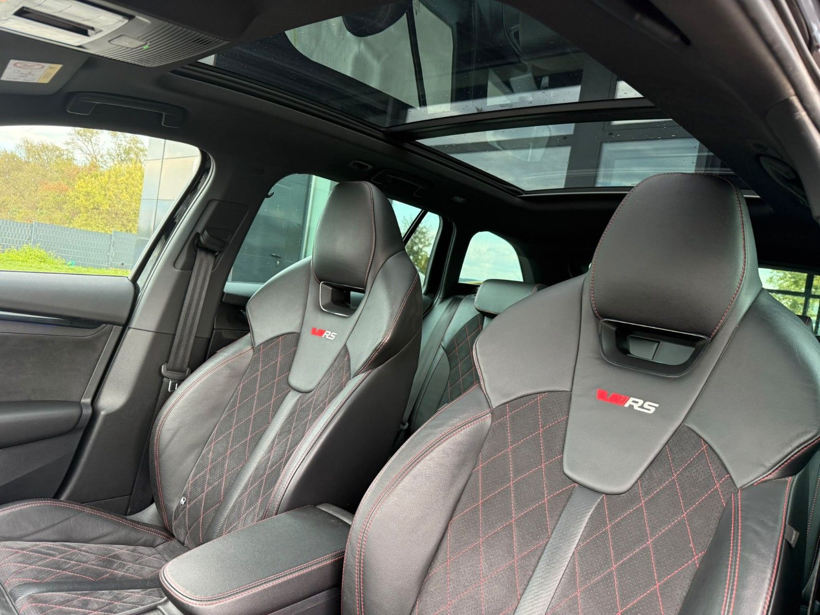 Skoda Octavia – Bild 12