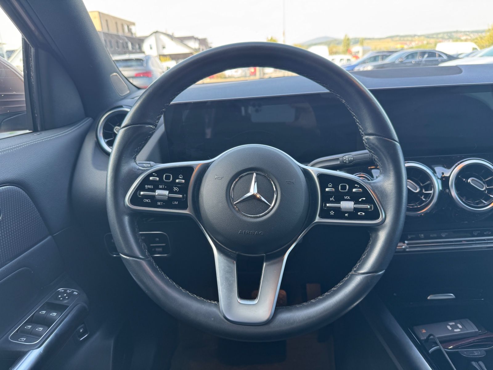 Mercedes-Benz GLA 250 – Bild 6
