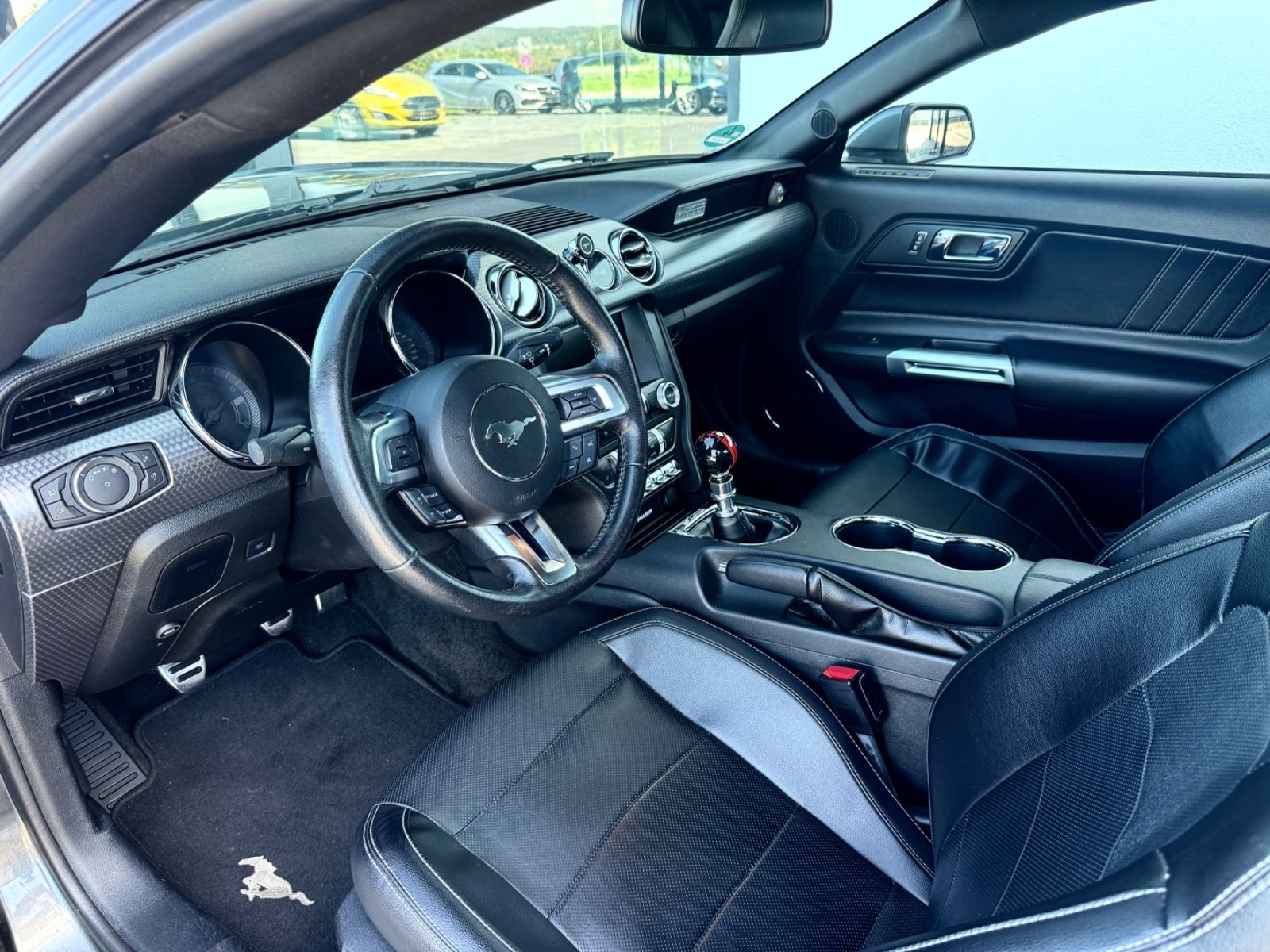 Ford Mustang – Bild 13