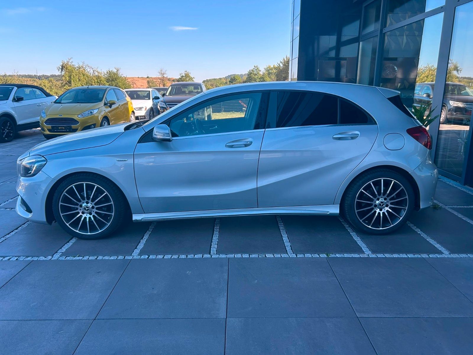Mercedes-Benz A 200 – Bild 2