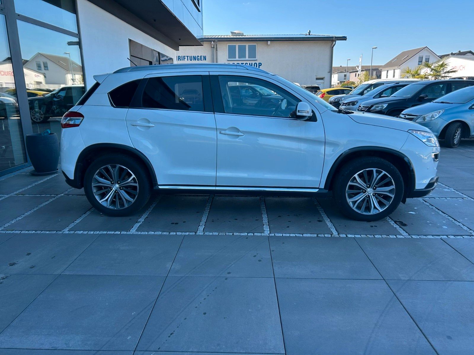 Peugeot 4008 – Bild 6
